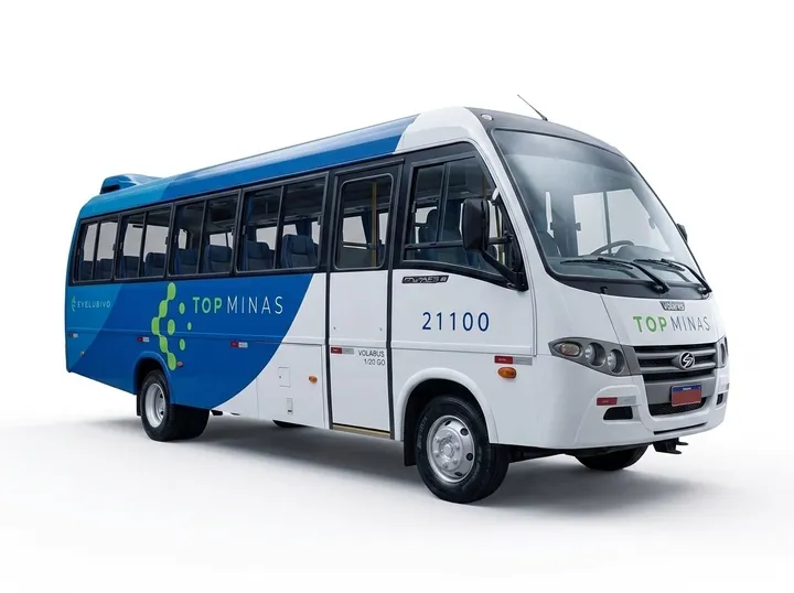 Micro-ônibus com a identidade visual azul, branca e verde da Top Minas